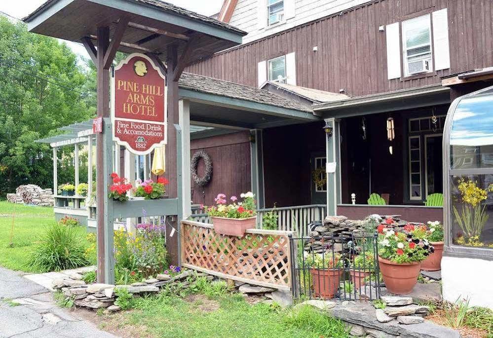 Pine Hill Arms Hotel Exterior foto